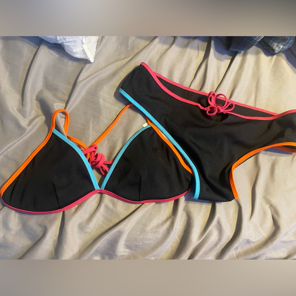 Forever 21, 2 piece bikini set